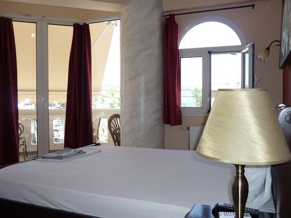 Hotel Palatino Loutra Edipsou  Zewnętrze zdjęcie